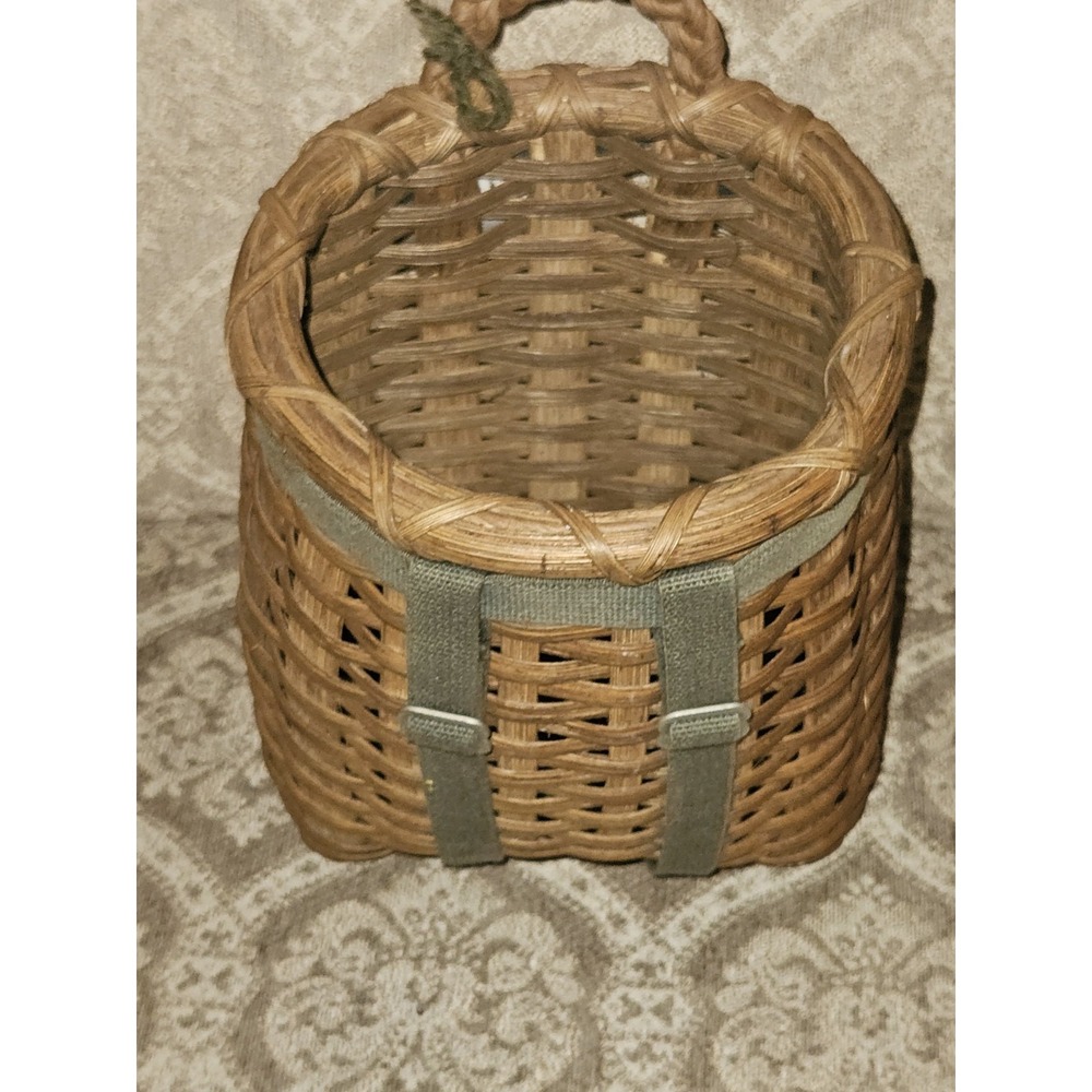 Racquette River Trading Company Vintage Adirondack Packbasket Fly Fishing